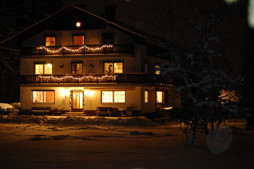Haus Waldrast Apartamento Elbigenalp Quarto foto